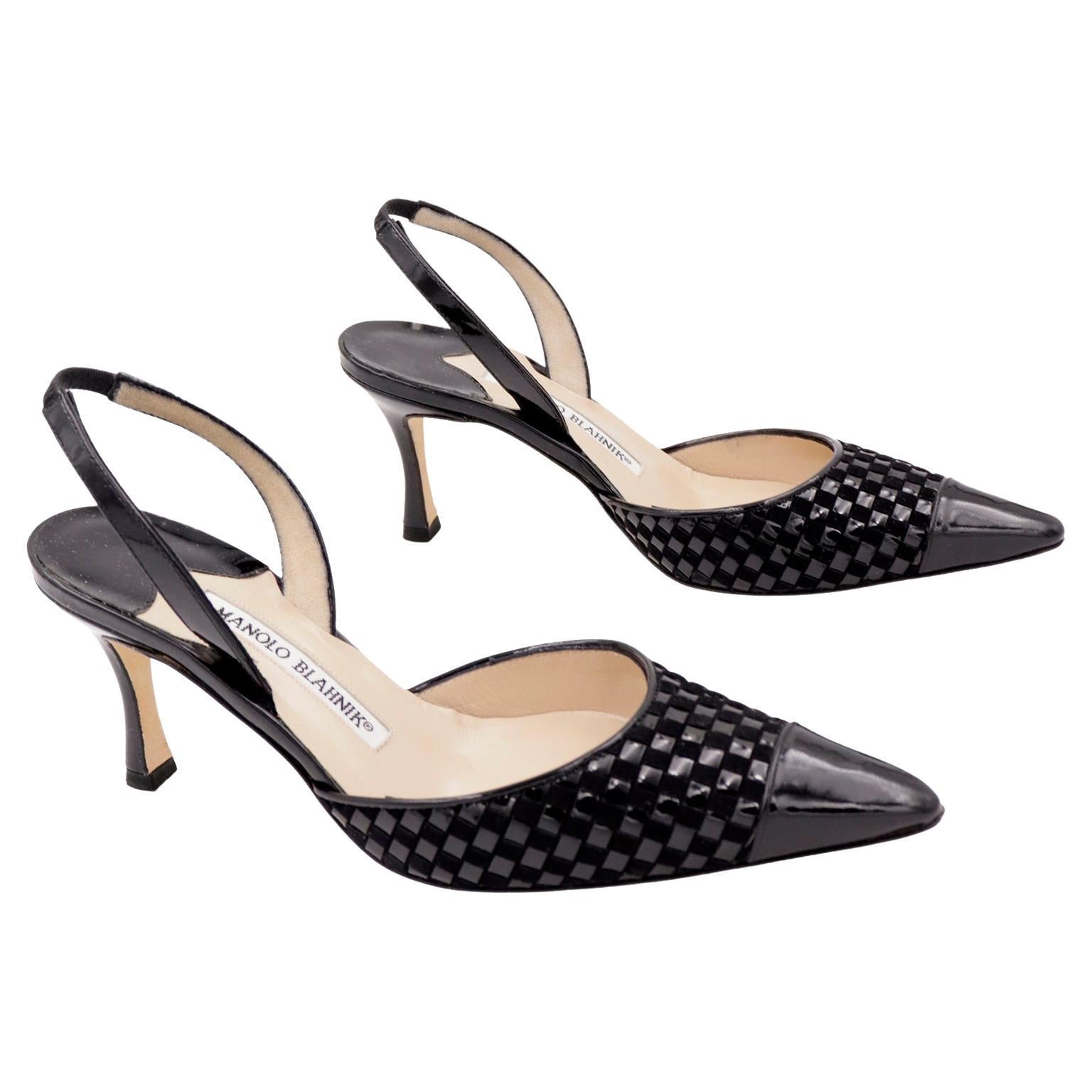 Manolo Blahnik Black Basket Weave Leather Carolyne Slingback Pointed Toe Shoes  For Sale