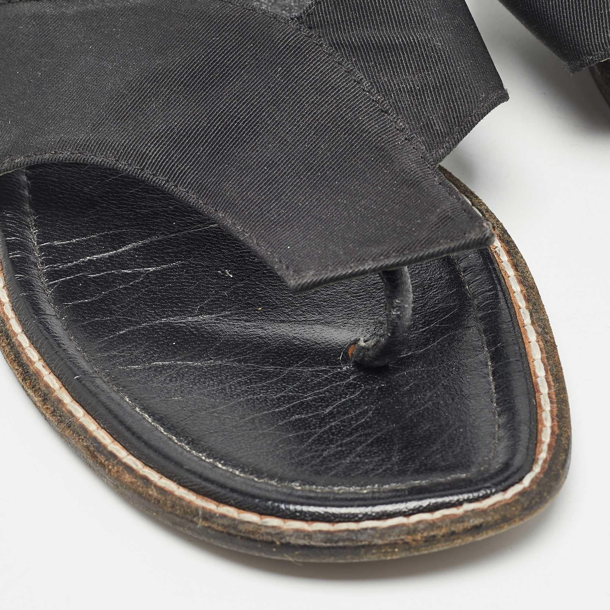 Manolo Blahnik Black Canvas Thong Flat Slides Size 37.5 For Sale 3