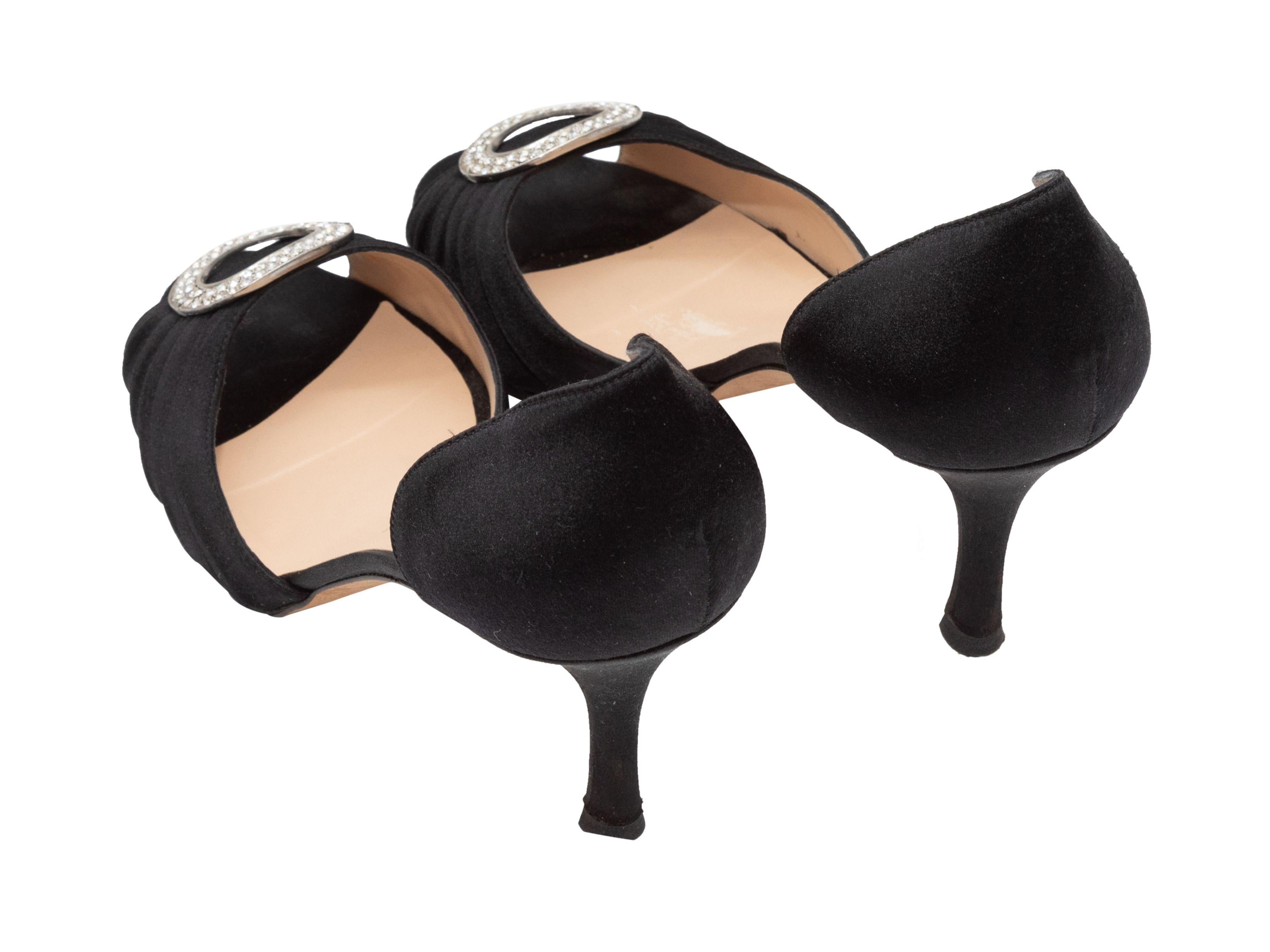 Manolo Blahnik Chaussures à talons d'Orsay à bout ouvert et ornements noirs Pour femmes 