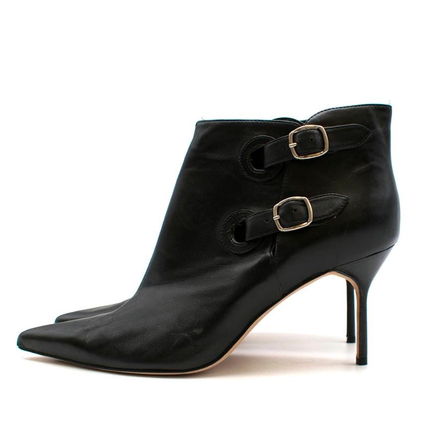 Manolo Blahnik Black Leather Double Buckle Ankle Boots 40 In Excellent Condition For Sale In London, GB