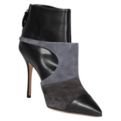 Botines con paneles de piel negra Manolo Blahnik Talla IT 36