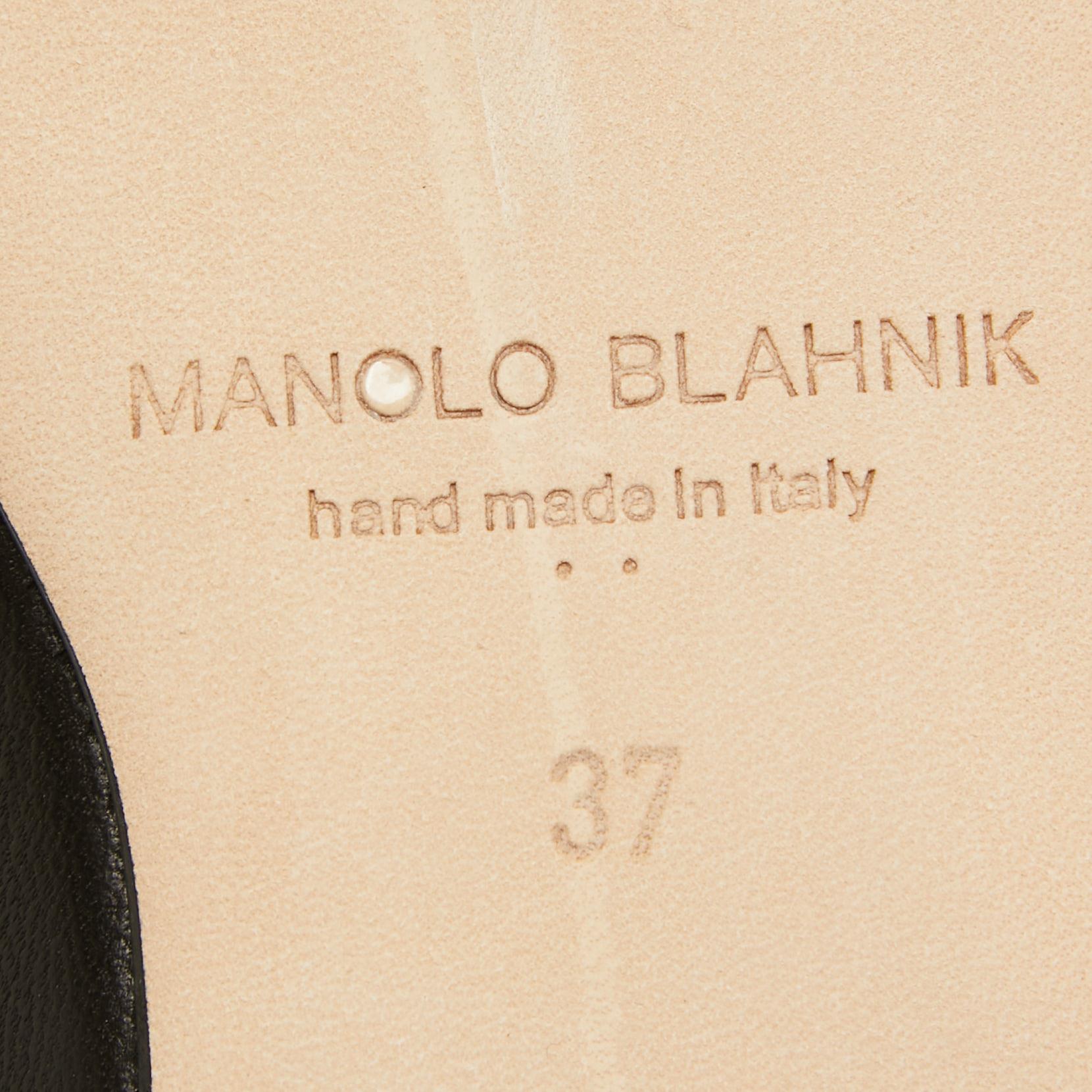 Manolo Blahnik Schwarze Ballettschuhe aus Leder mit spitzer Zehe Größe 37 im Angebot 3