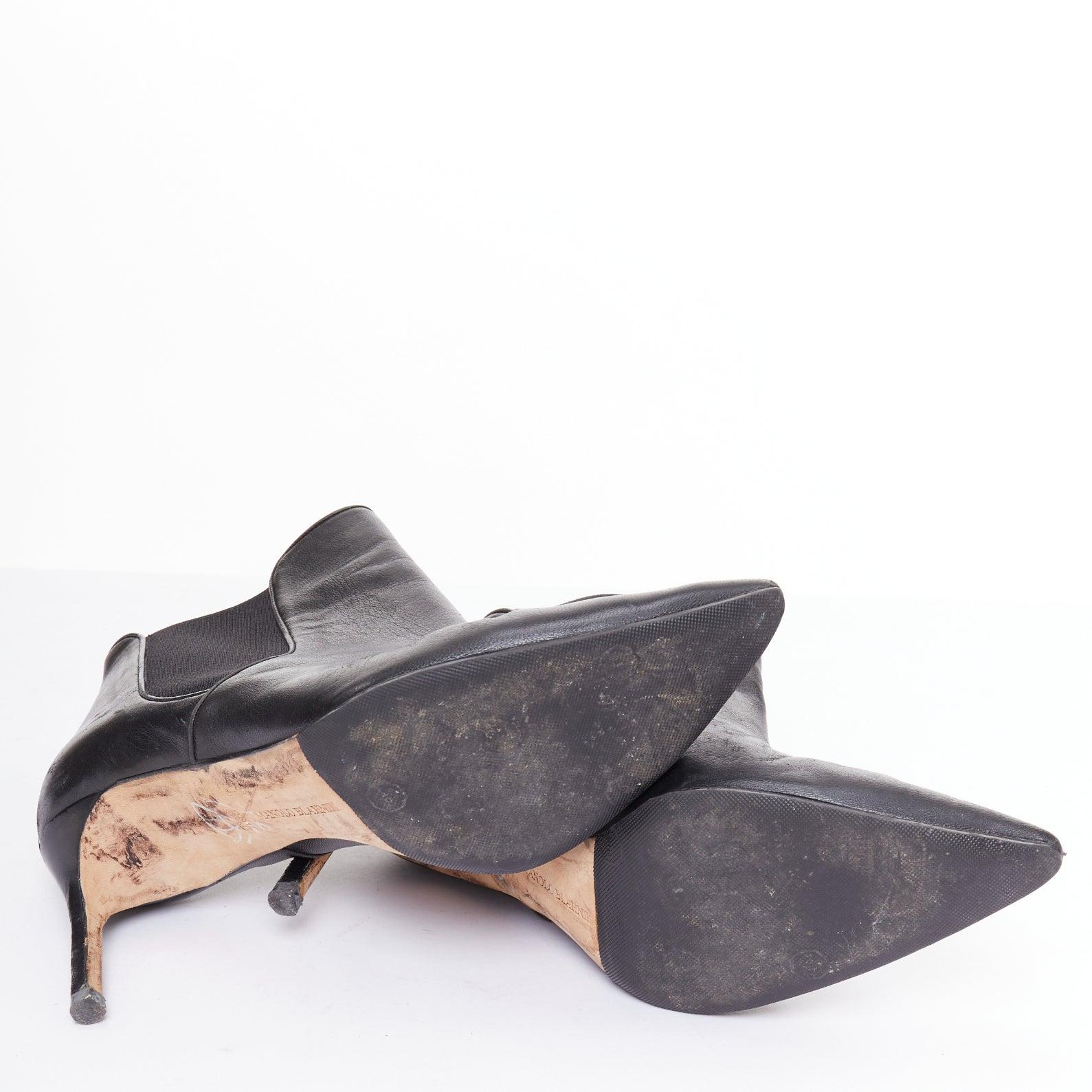 MANOLO BLAHNIK black leather pointy toe ankle boot heels EU39.5 en venta 6