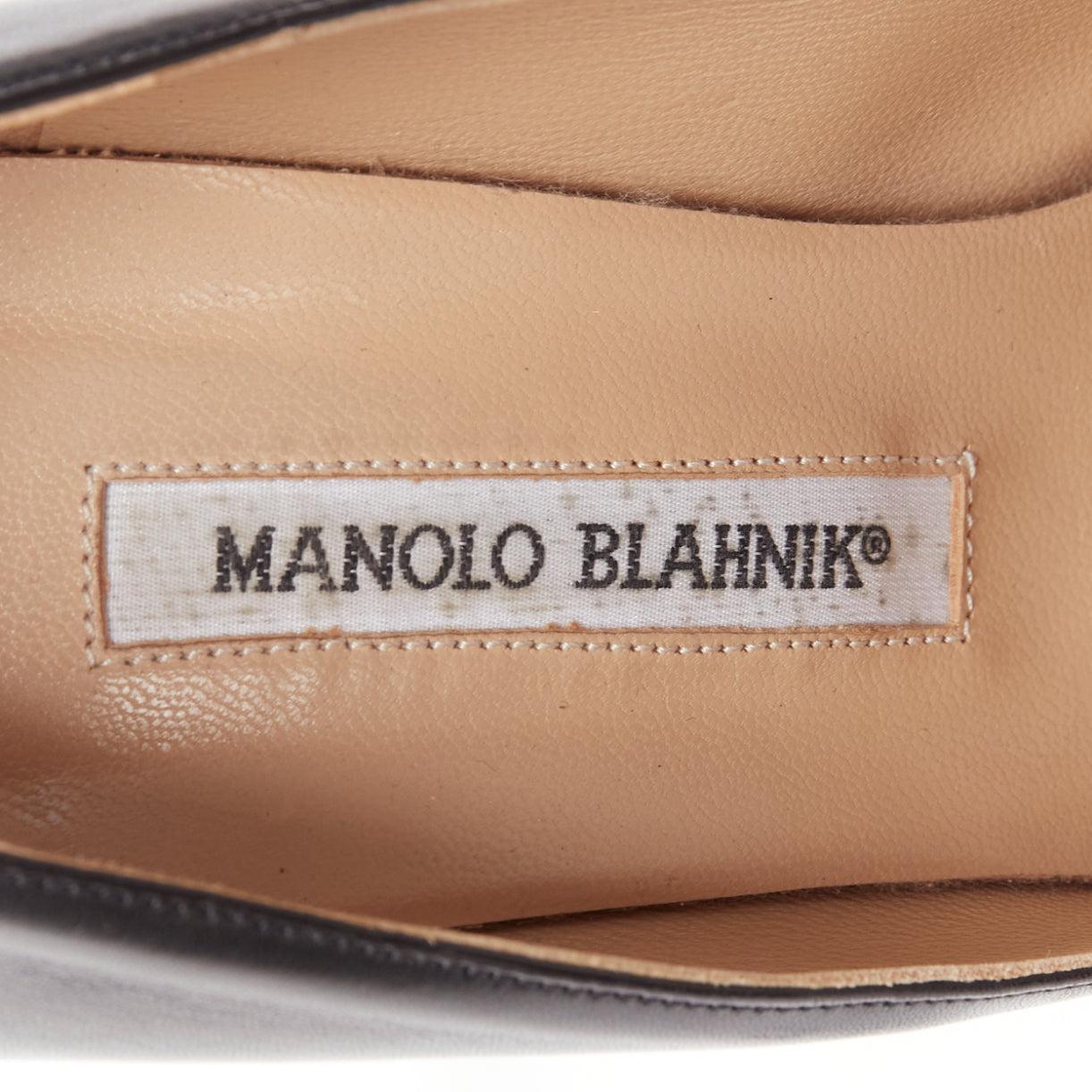 MANOLO BLAHNIK black leather silver quilted blunt peep toe pumps EU37 For Sale 4