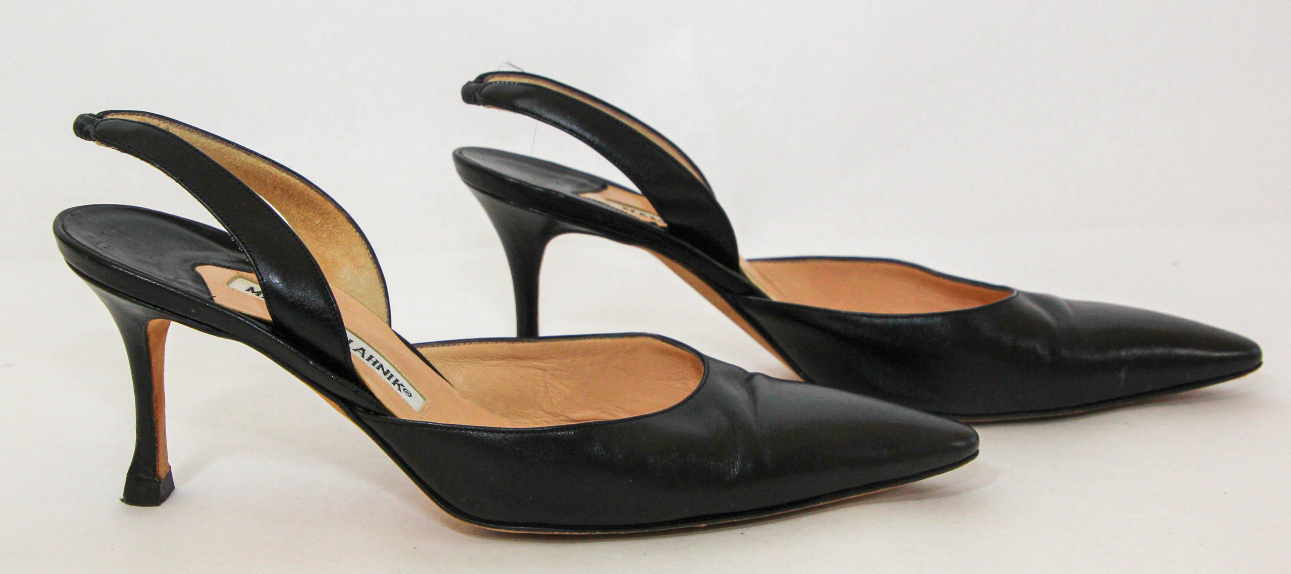 Manolo Blahnik - Escarpins en cuir noir - Taille 37 en vente 2