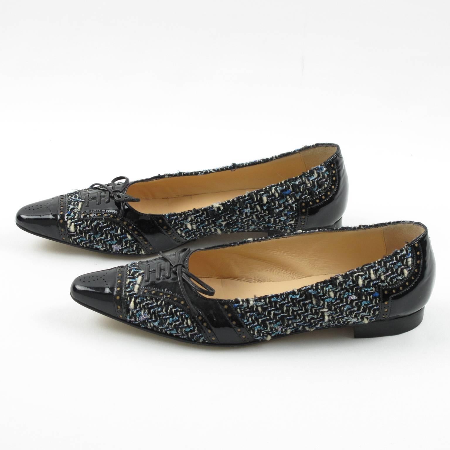 Manolo Blahnik simple and elegant flats shoes, size 37.5 (European), equivalent to 7.5 US. These Manolo Blahnik shoes are sure to become a great hit in your closet. The black patent leather is classic and adaptable and the elegant tweed fabric will