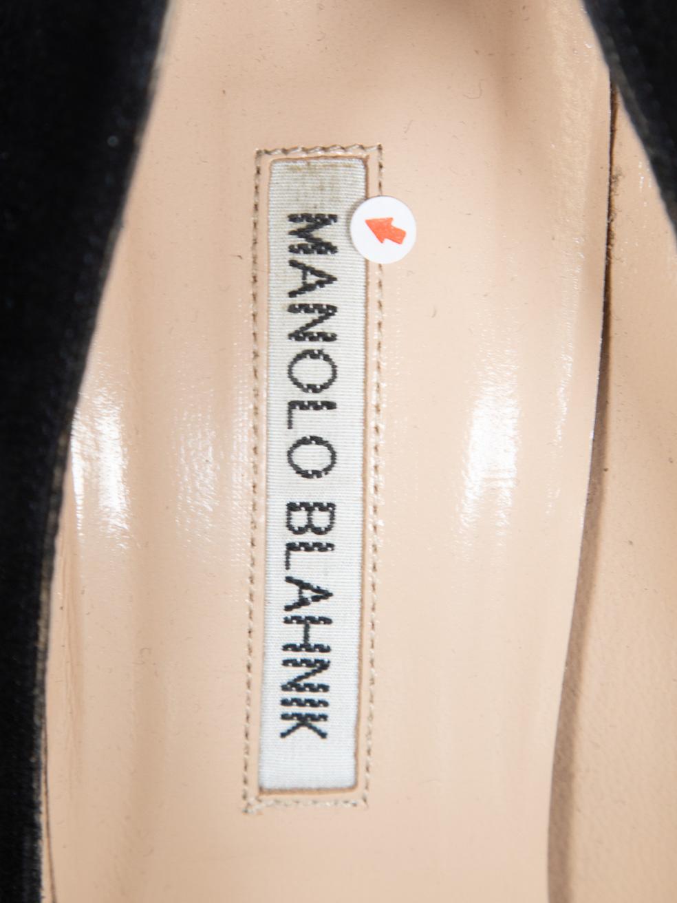Manolo Blahnik Zapatos de tacón de ante con punta negros Talla IT 37.5 1