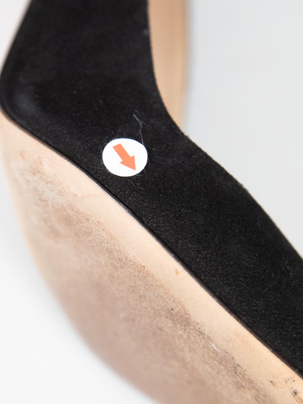 Manolo Blahnik Zapatos de tacón de ante con punta negros Talla IT 37.5 4