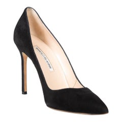 Manolo Blahnik Zapatos de tacón de ante con punta negros Talla IT 37.5