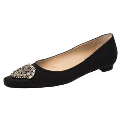 Manolo Blahnik Schwarze flache Ballettschuhe aus Satin mit Okkatokristallverzierung Größe 40,5