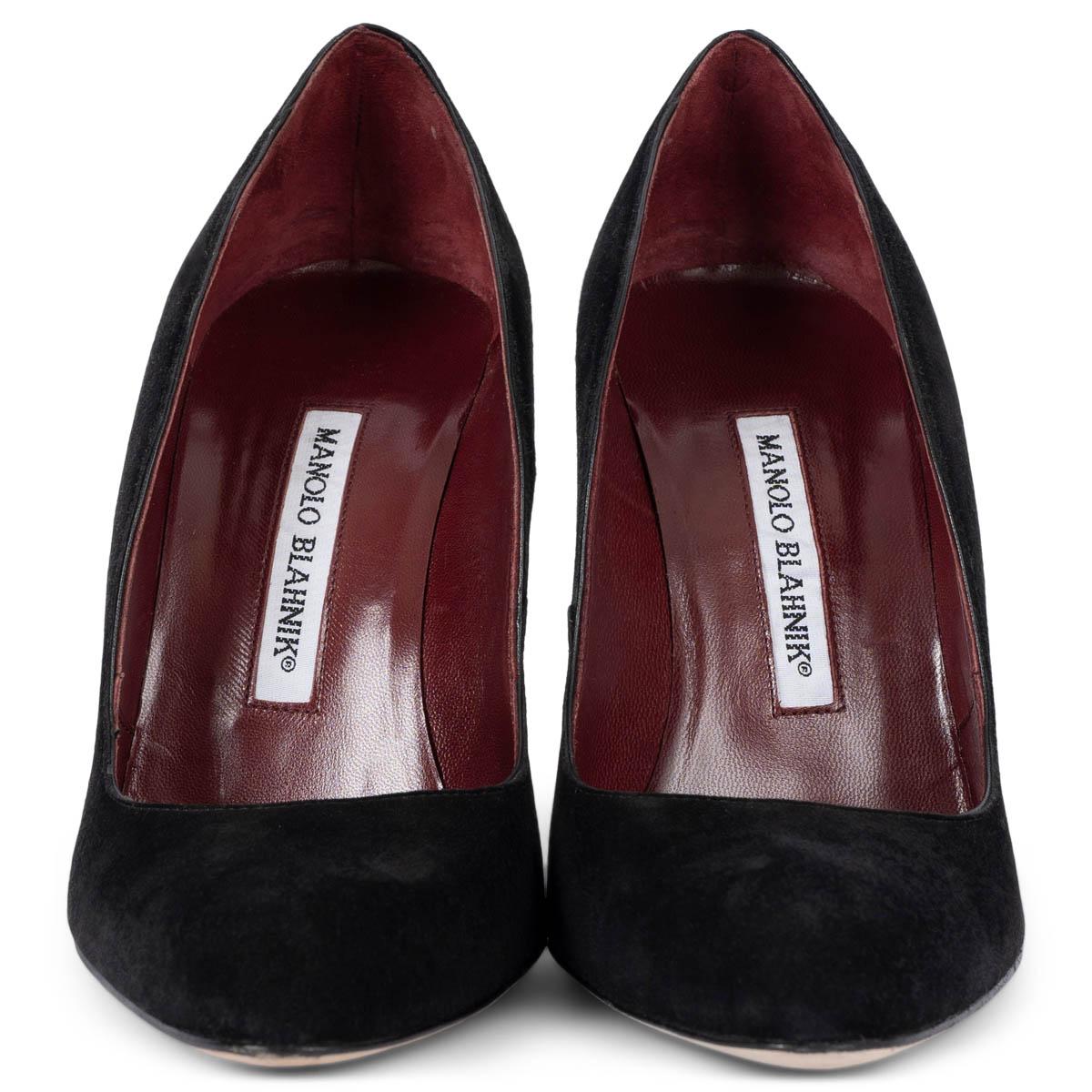 100% authentic Manolo Blahnik round-toe pumps in black suede. Have been worn and are in excellent condition. 

Measurements
Imprinted Size	38
Shoe Size	38
Inside Sole	25cm (9.8in)
Width	7.5cm (2.9in)
Heel	11cm (4.3in)

All our listings include only