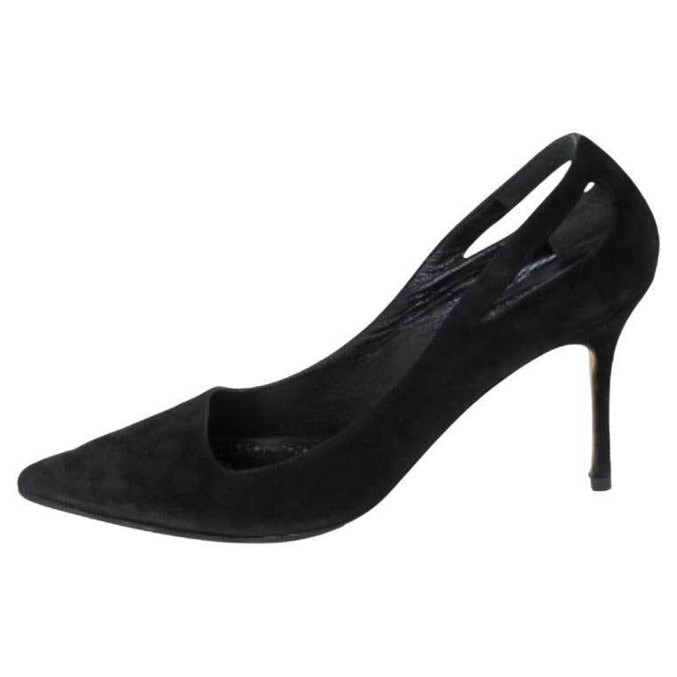 Do Manolo Blahnik Hangisi’s stretch?