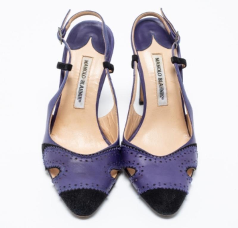 Manolo Blahnik Blue Leather & Suede Barrie Spectator Slingback Sandals Size 40 For Sale 2