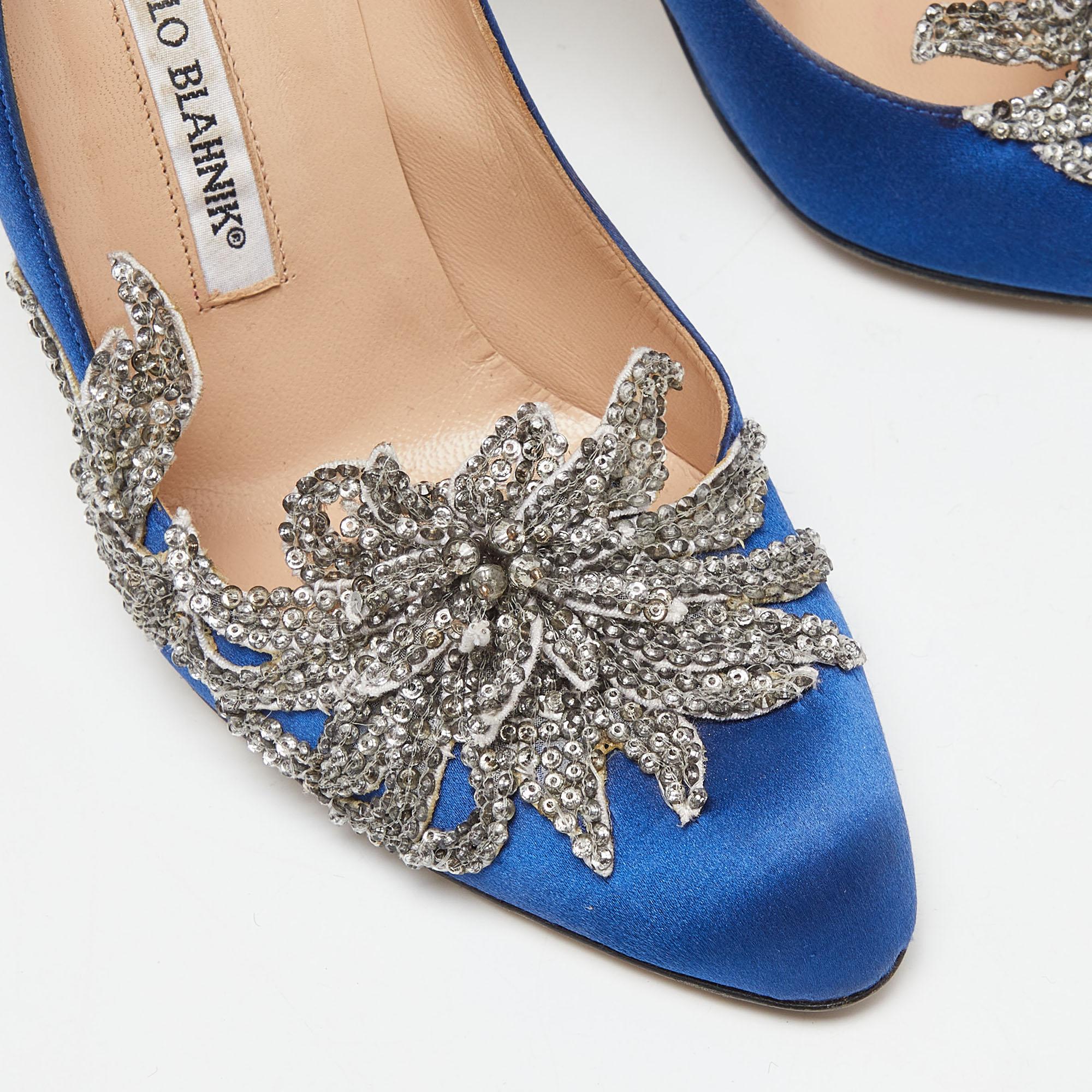 Manolo Blahnik Blau Satin verschönert Swan Pumps Größe 37 3