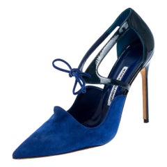Manolo Blahnik Blue Suede And Patent Leather Lace Up Pointed Toe Pumps Size 39