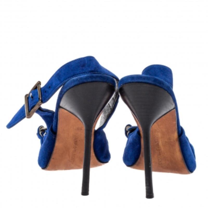 Manolo Blahnik Sandalias Slingback de Ante Azul Talla 39.5 en venta 2