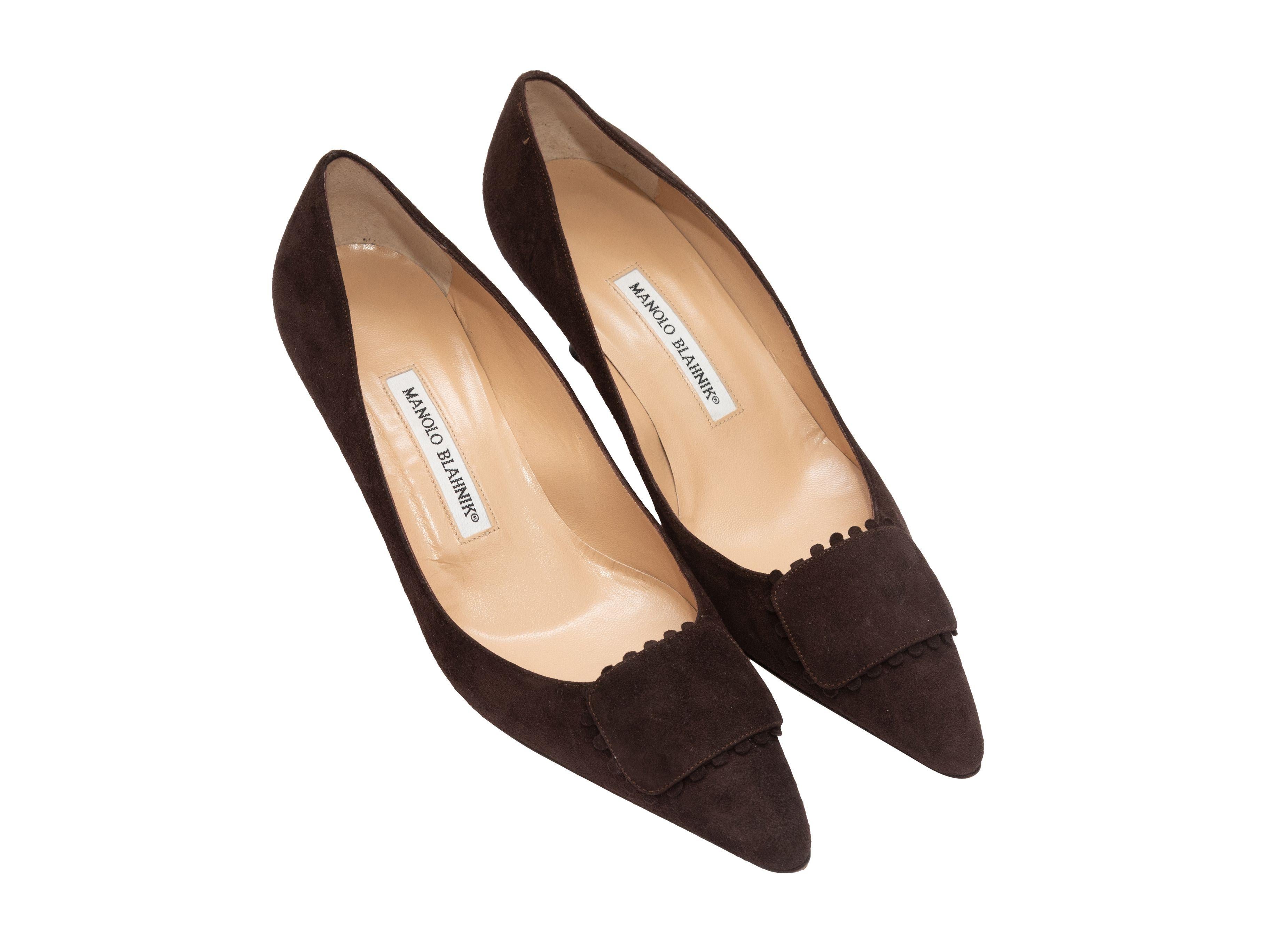 Manolo Blahnik Brown Suede Pointed-Toe Pumps In Good Condition In New York, NY