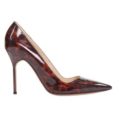 Manolo Blahnik escarpins à talon aiguille en vernis imprimé écailles de tortue marron EU37.5
