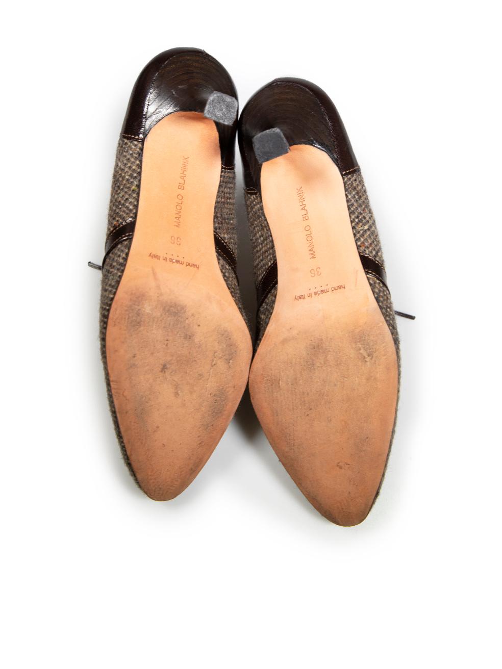 Manolo Blahnik Chaussures à lacets en tweed Brown Taille IT 36 Pour femmes en vente