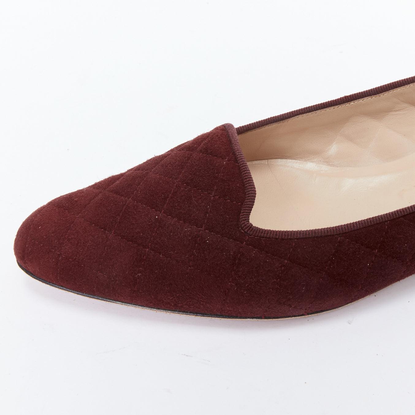 ManOLO BlahNIK - Mocassins à bout carré en daim matelassé bordeaux EU39 en vente 2