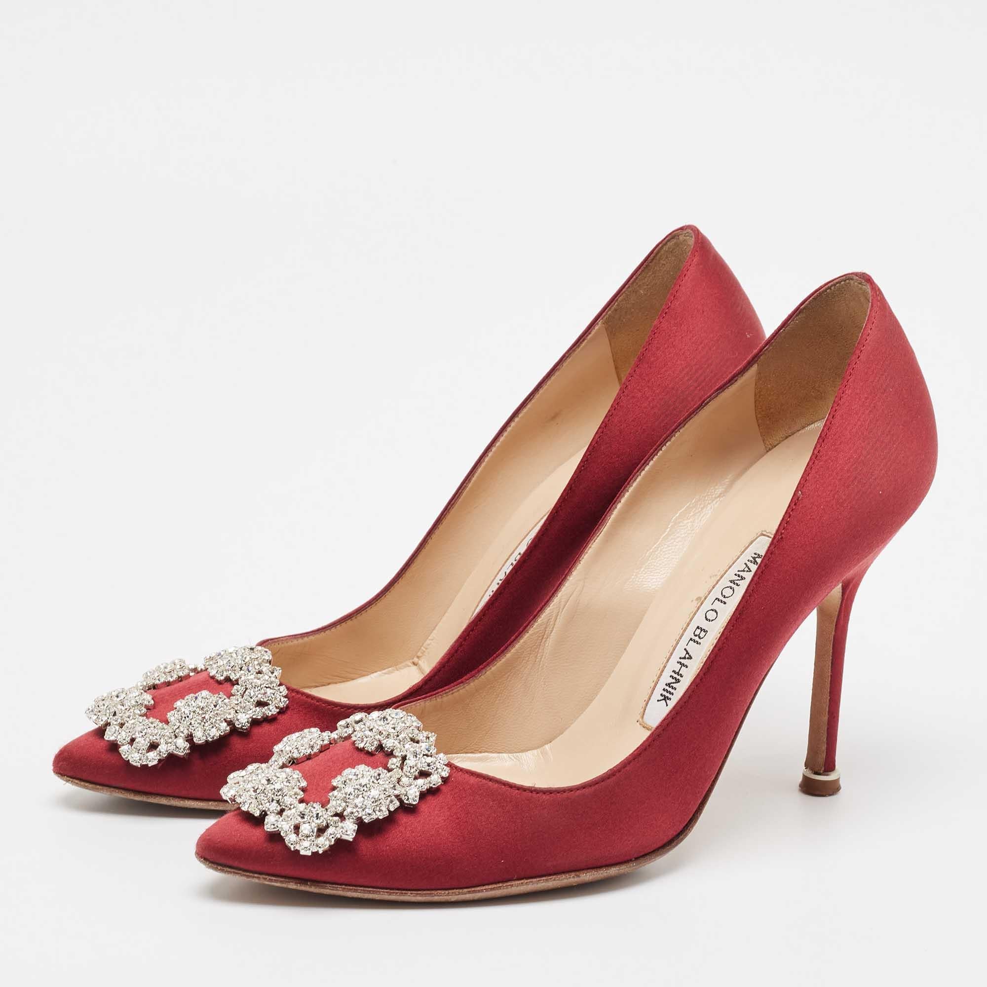 Make a chic style statement with these designer pumps. They showcase sturdy heels and durable soles perfect for your fashionable outings