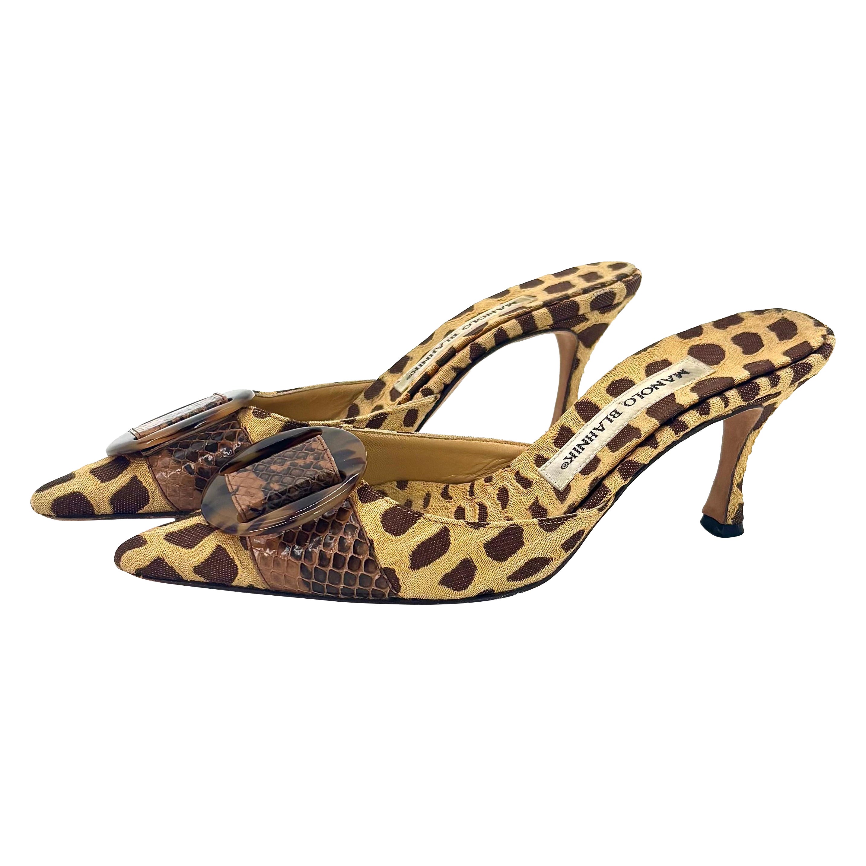 Manolo Blahnik Callamu Serpent Buckle Snakeskin Pointed Toe Mules 35.5