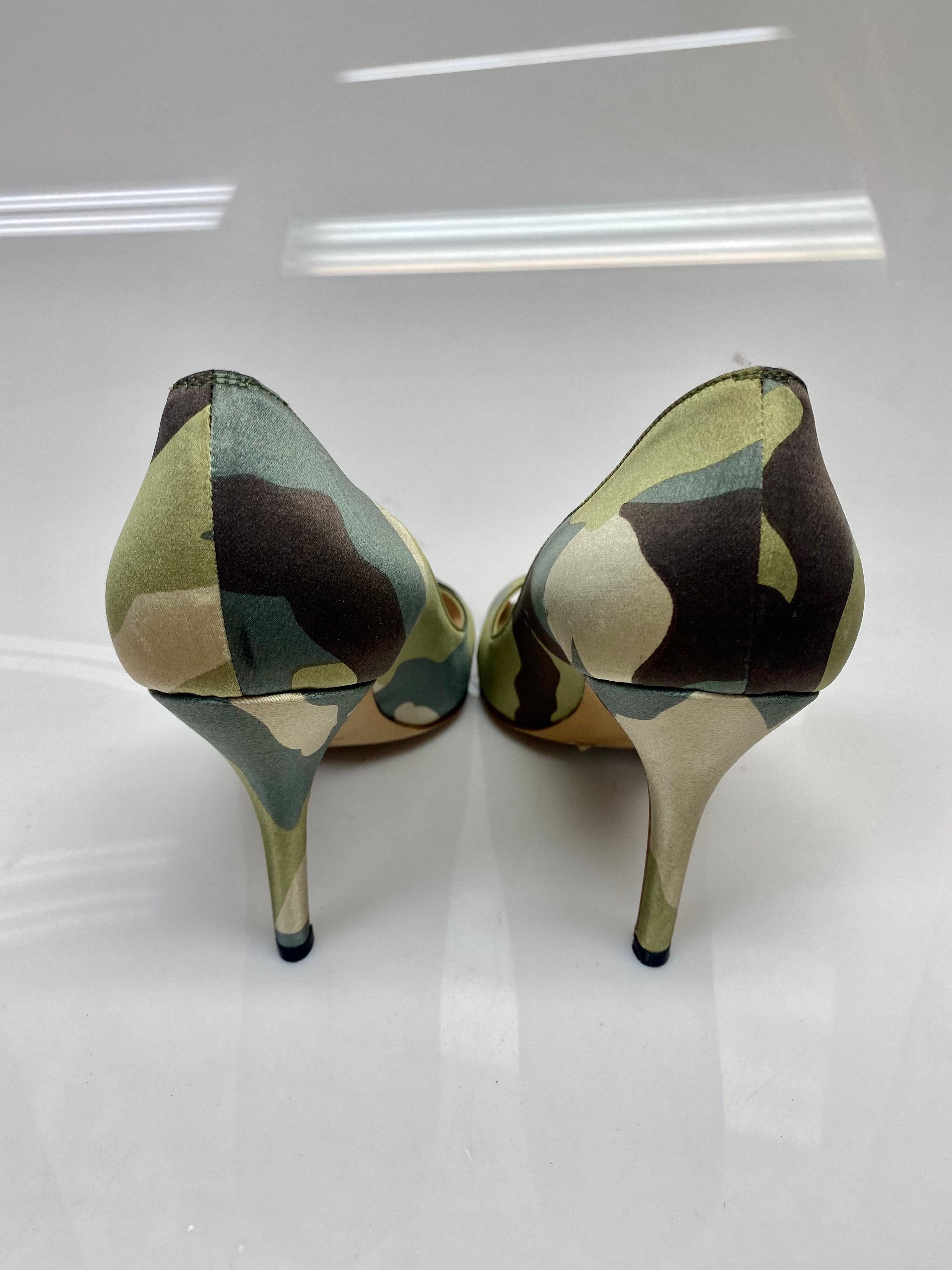 manolo orchid heels