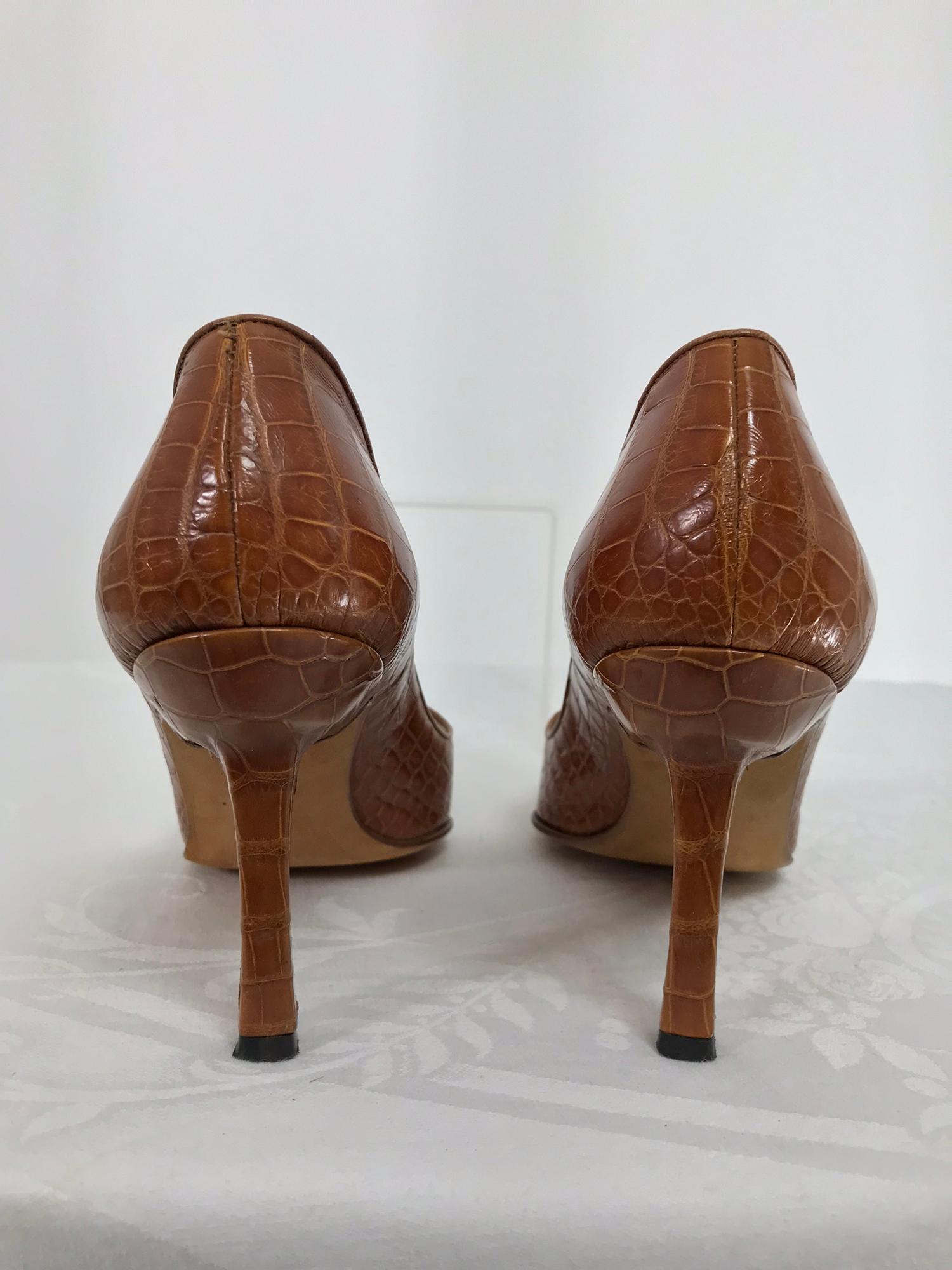 caramel pumps