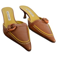 Manolo Blahnik Chartreuse Chocolate leather Buckle Slip On Mule Low Kitten Heels