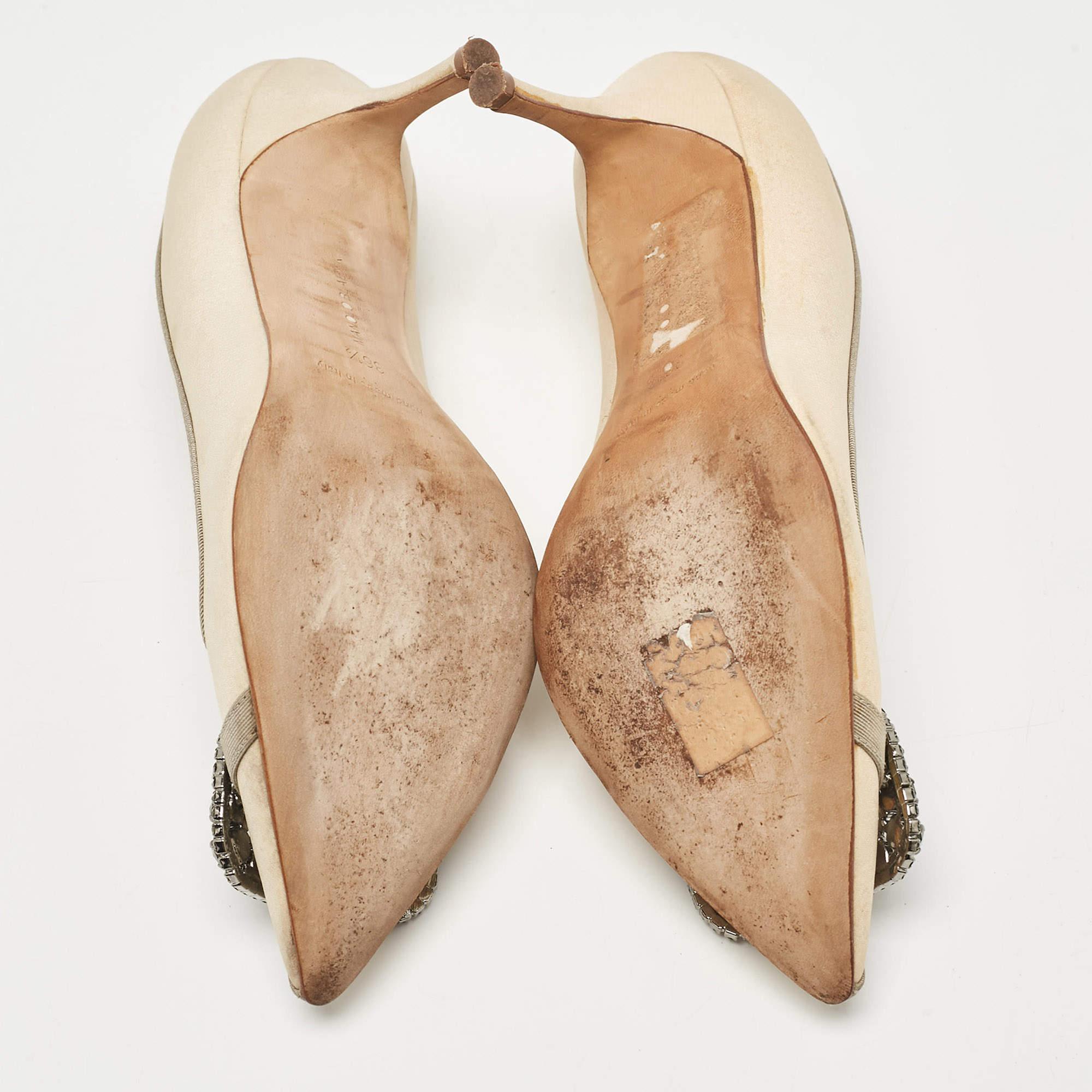 Escarpins gotrians Manolo Blahnik crème/gris en toile et tissu, taille 36,5 1