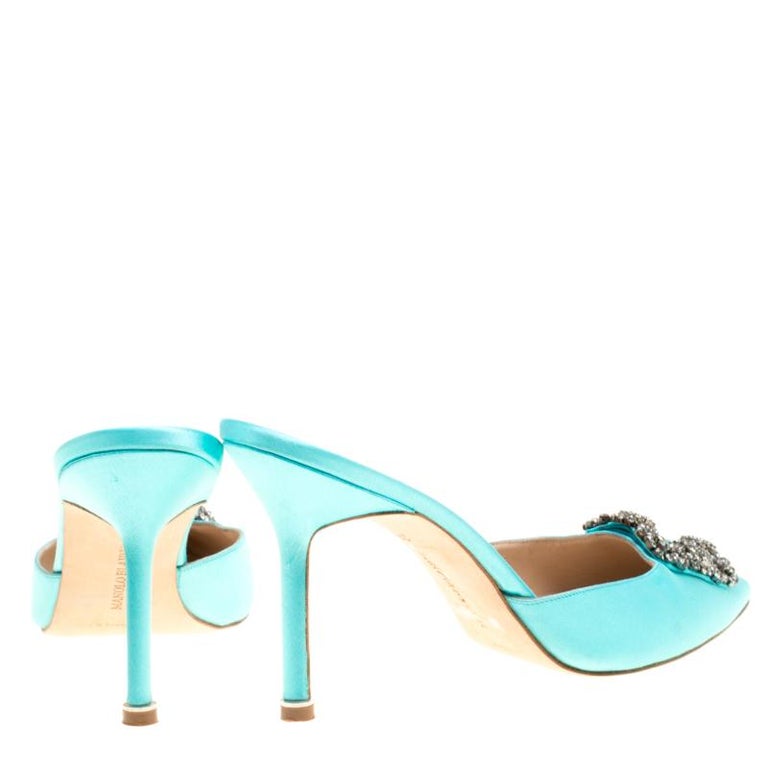 manolo blahnik hangisi 38.5