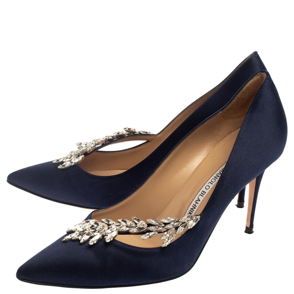 Women's Manolo Blahnik Dark Blue Satin Nadira Pumps Size 39