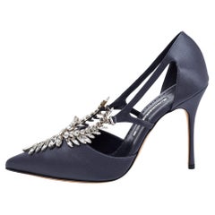 Manolo Blahnik Dark Grey Satin Crystal Embellished Pointed Toe Pumps Size 40