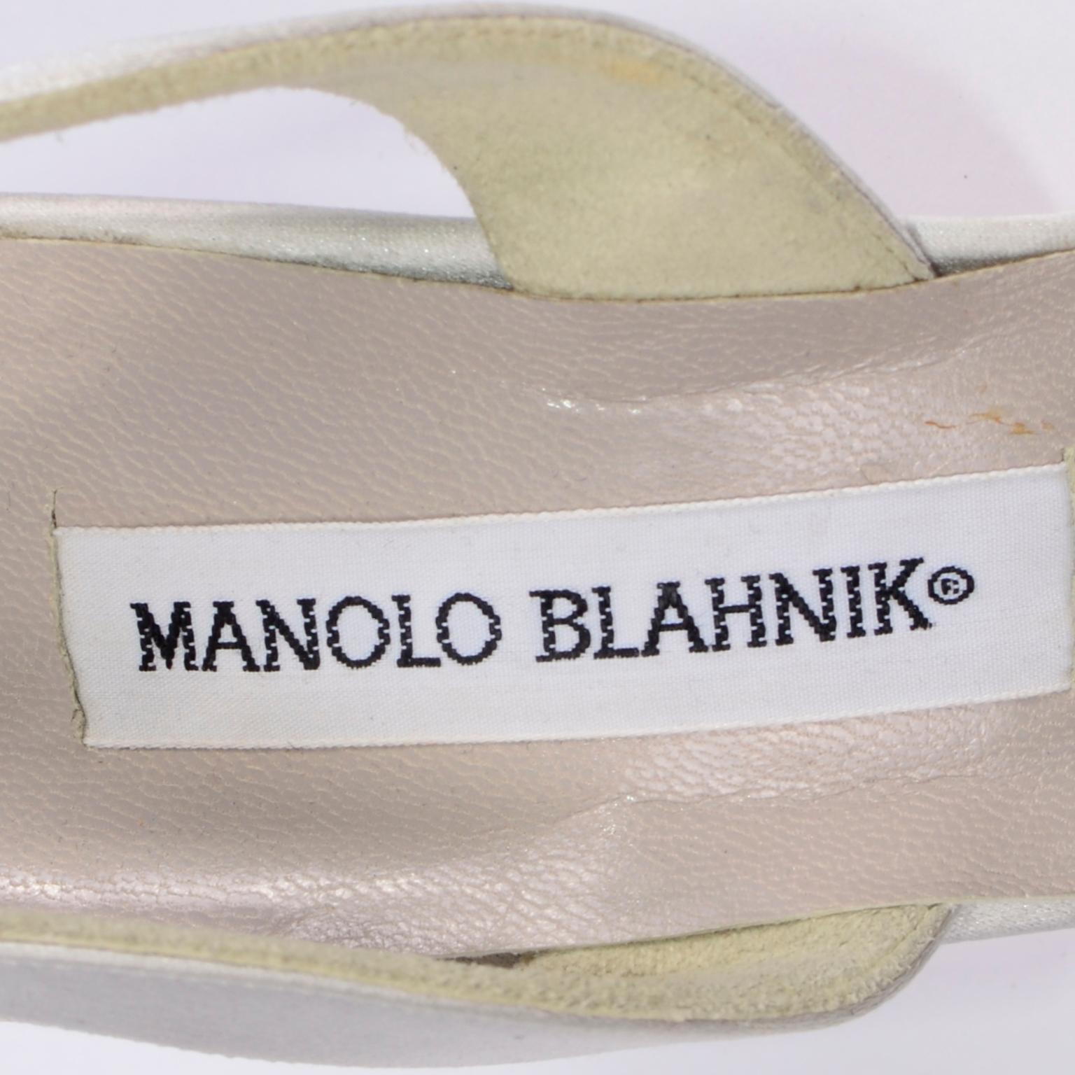 Manolo Blahnik Dove Grey Vintage Carolyne Slingback Shoes With Heels 1