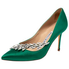Manolo Blahnik Emerald Green Satin Nadira Crystal Embellished Pointed Toe Pumps 