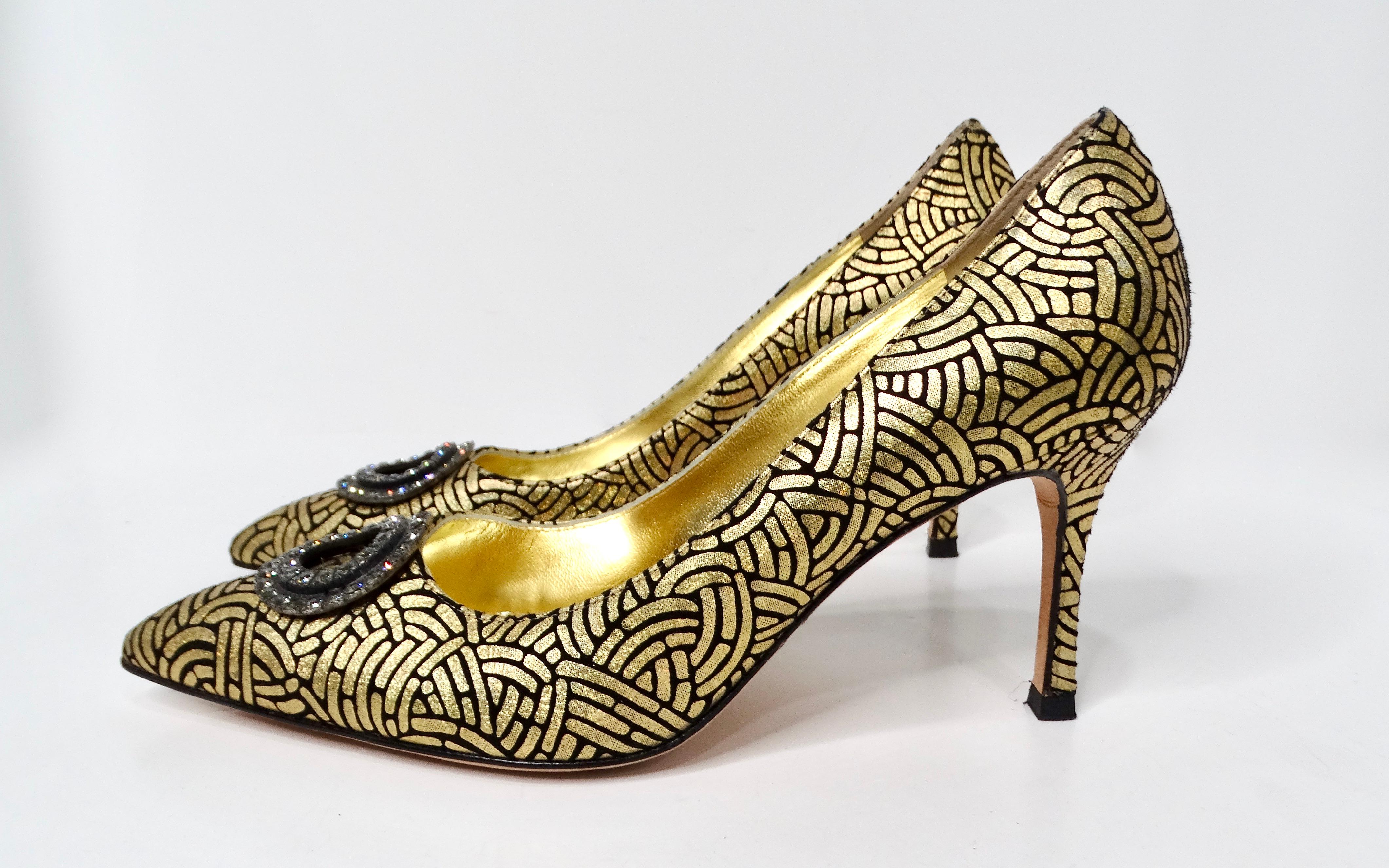 Manolo Blahnik Gold & Schwarz Wildleder gedruckt Jewell Toe Pumps circa Y2K (Braun) im Angebot