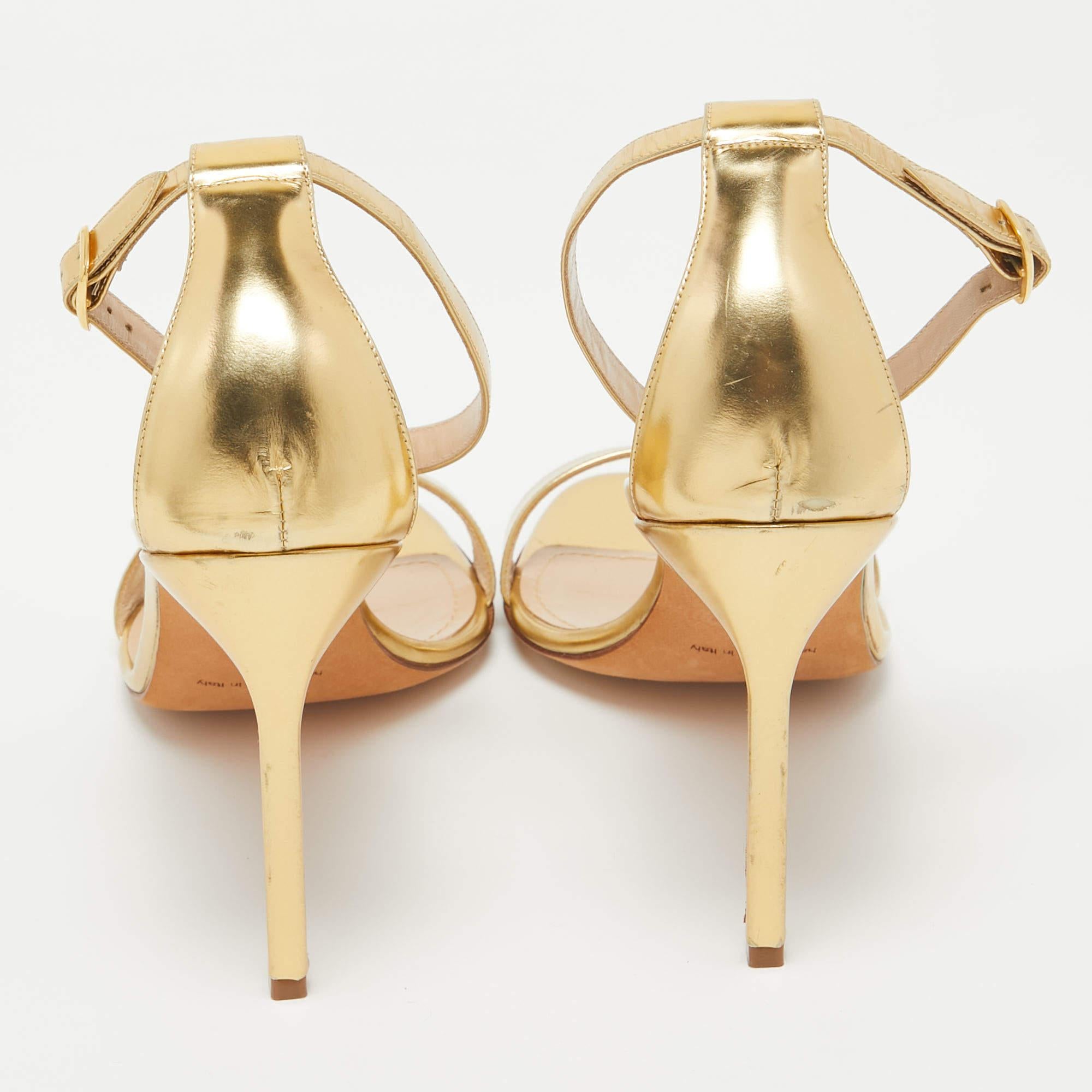 Manolo Blahnik Gold Leather Ankle Strap Sandals Size 40 For Sale 3