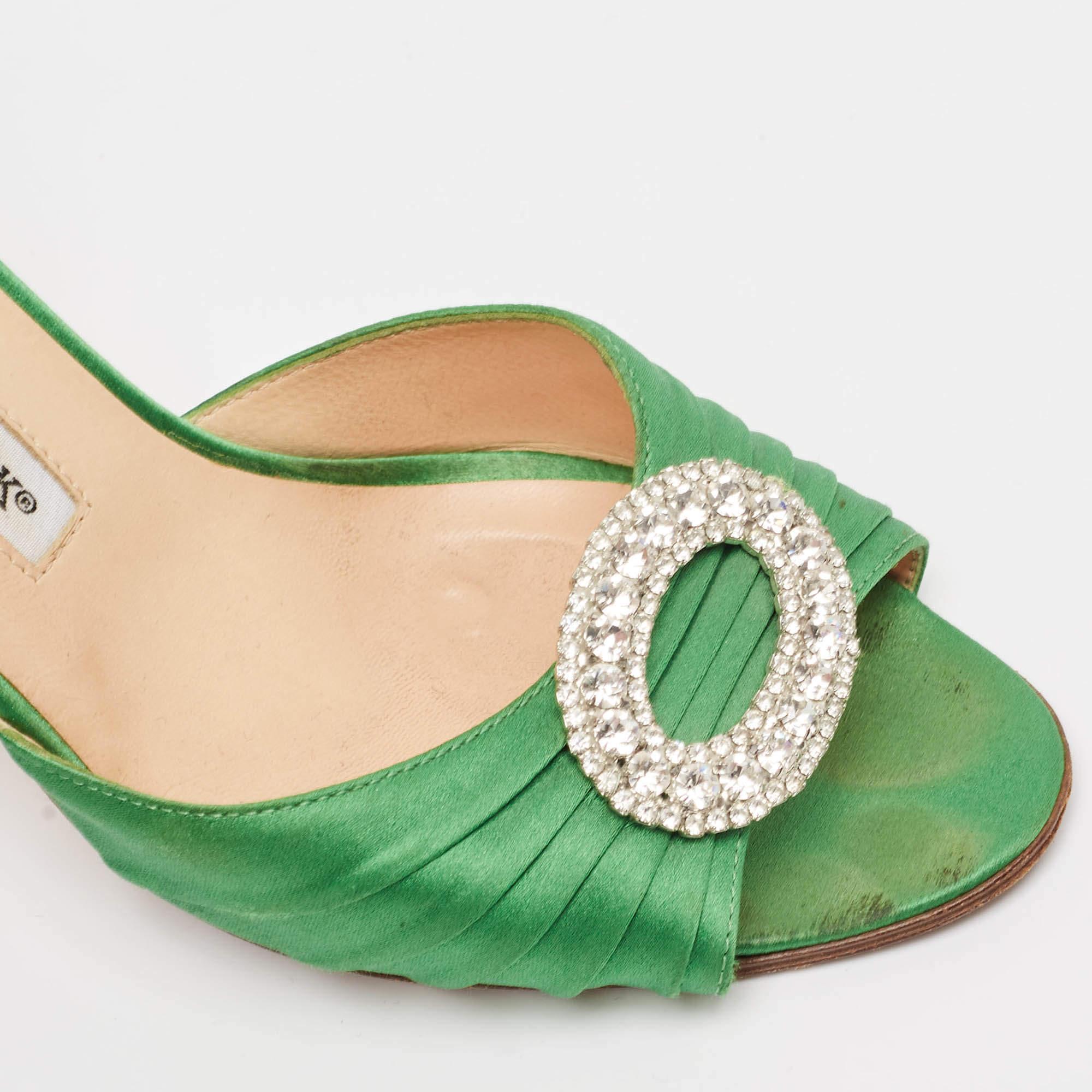 Manolo Blahnik Pumps Sedaraby in raso plissettato verde misura 37 in vendita 2