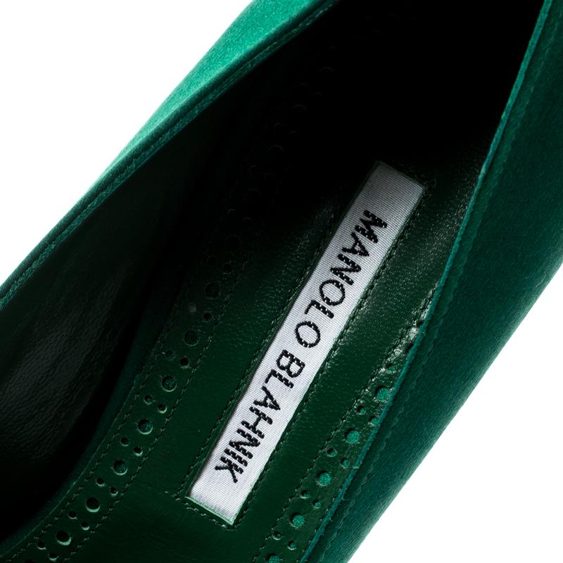 Black Manolo Blahnik Green Satin Crystal Embellished Peep Toe Pumps Size 38.5