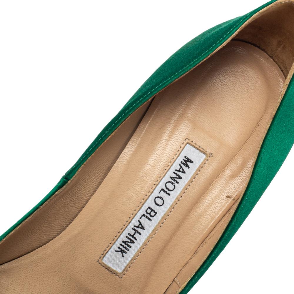 Women's Manolo Blahnik Green Satin Nadira Pumps Size 37