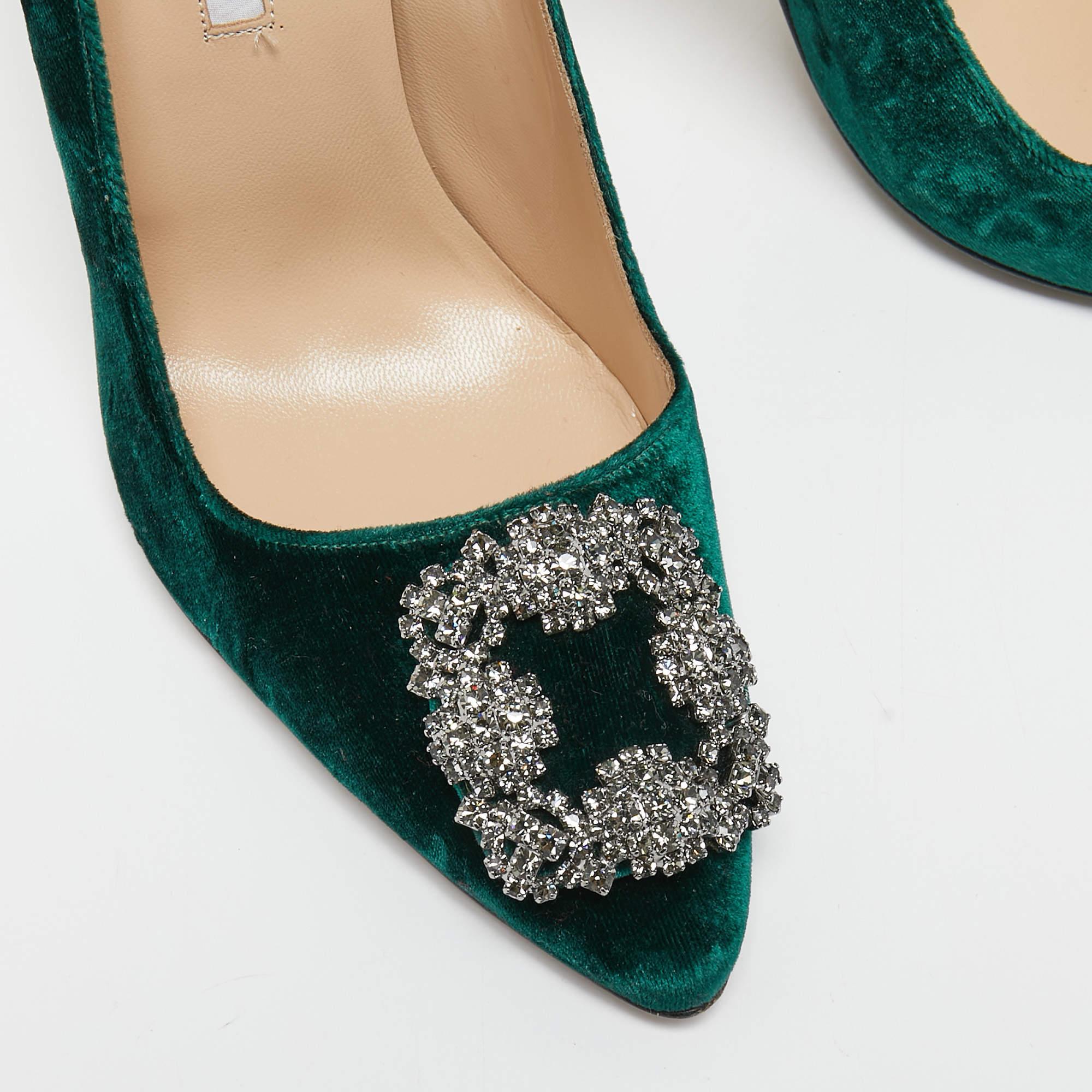 Women's Manolo Blahnik Green Velvet Hangisi Crystal Embellished Pumps Size 39