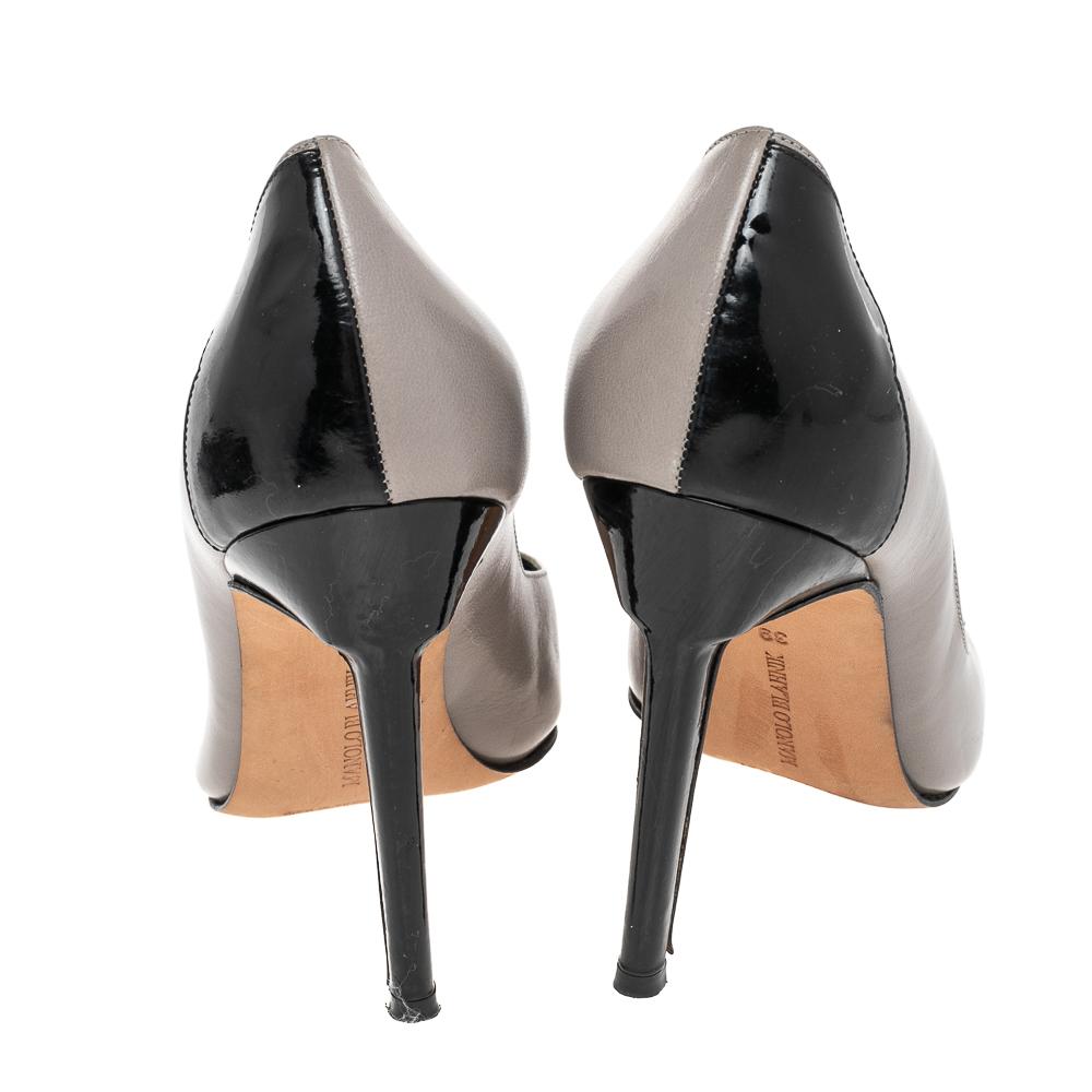 Manolo Blahnik Grey/Black Leather And Patent Leather Adra Pumps Size 39 For Sale 1
