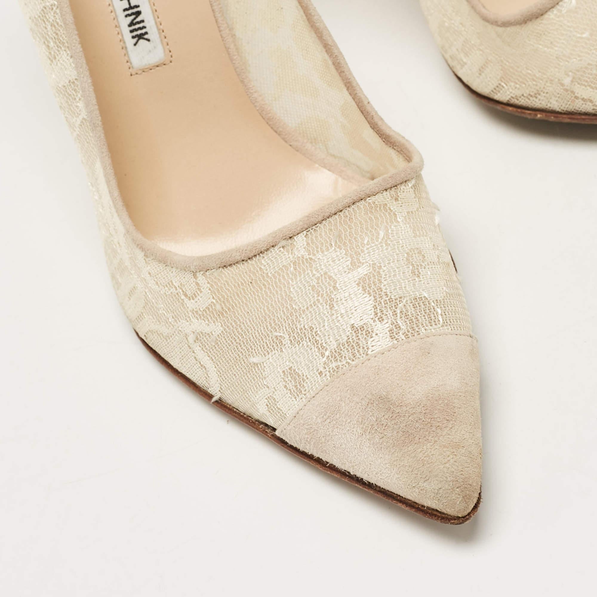 Manolo Blahnik Grey Mesh and Suede Salola Pumps Size 38.5 For Sale 2