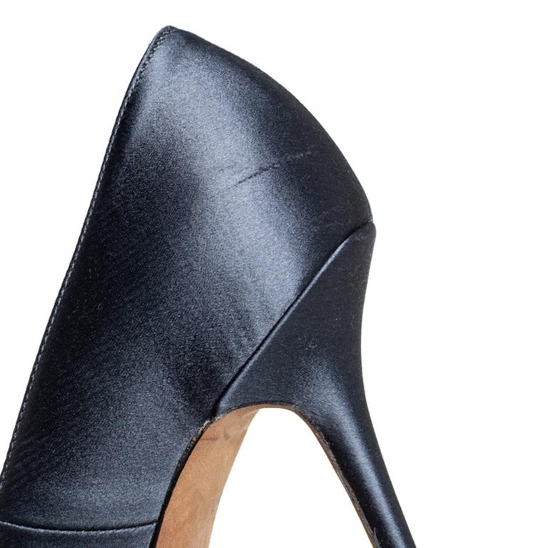 manolo blahnik borlak