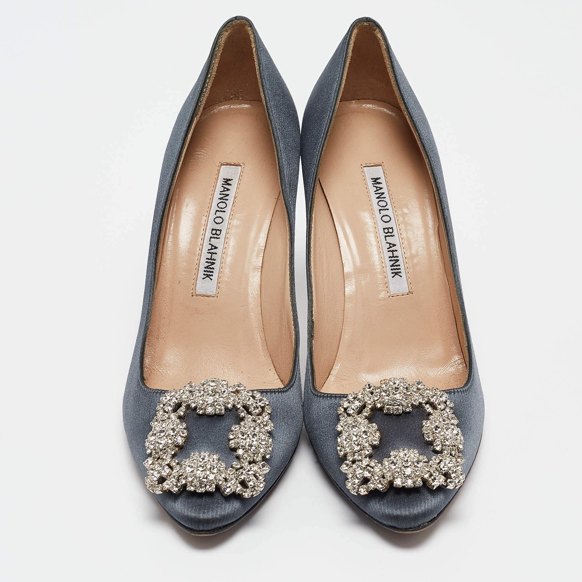 Black Manolo Blahnik Grey Satin Hangisi Pumps Size 35 For Sale