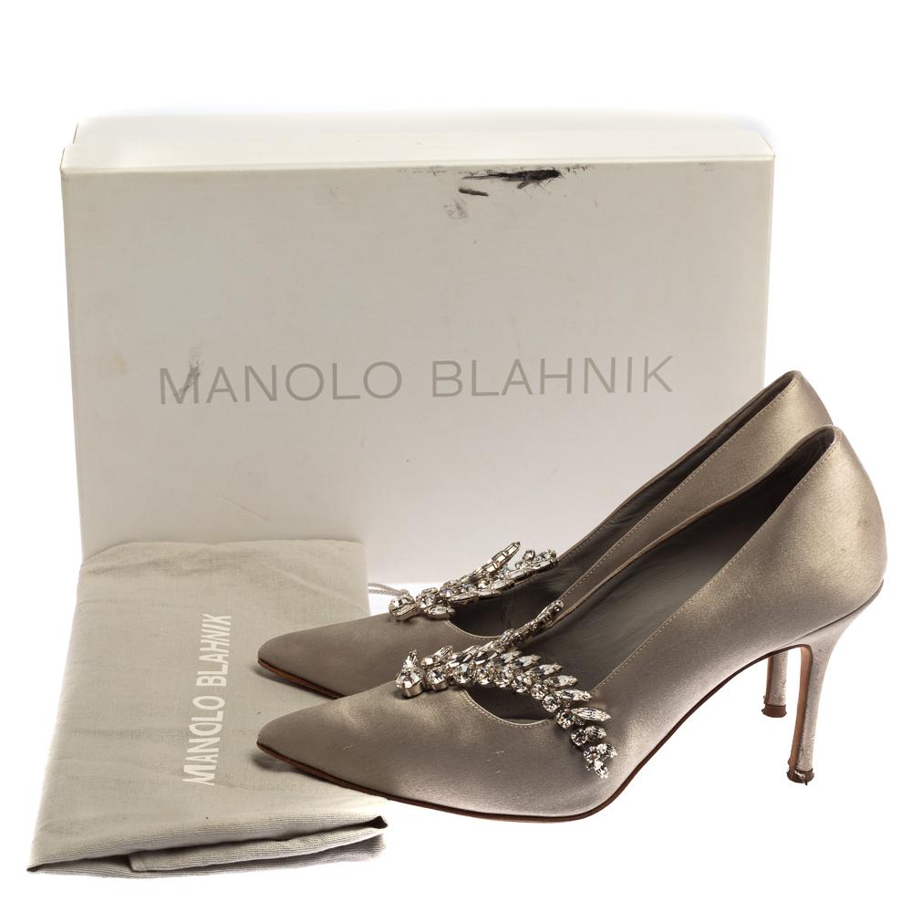 Manolo Blahnik Grey Satin Shufti Jewel Embellished Pumps Size 35.5 3