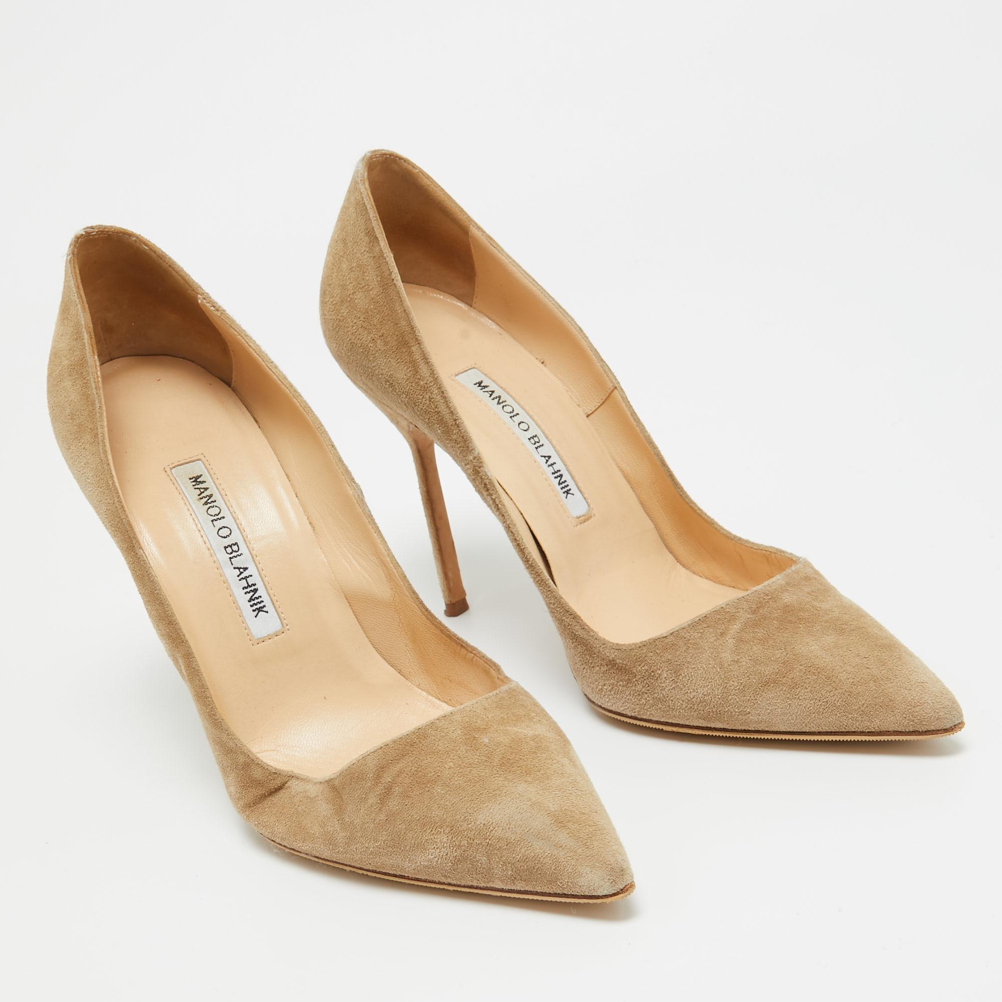 Manolo Blahnik Grey Suede BB Pointed Toe Pumps Size 38.5 For Sale 1