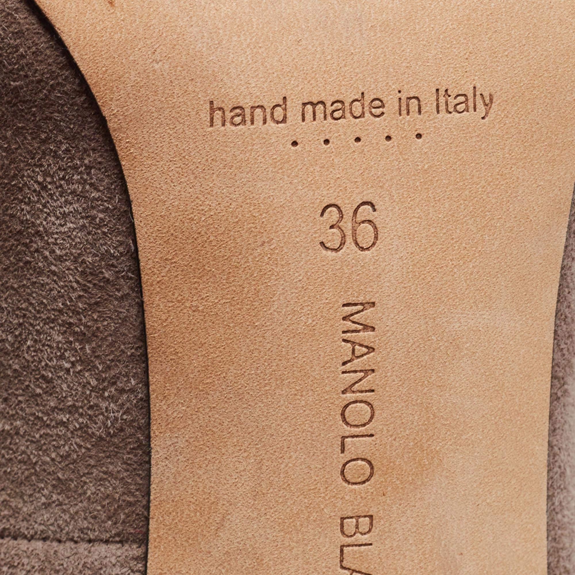 Manolo Blahnik Grey Suede Round Toe Pumps Size 36 2