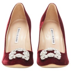 MANOLO BLAHNIK Hangisi 105 burgundy red velvet crystal buckle pump EU38