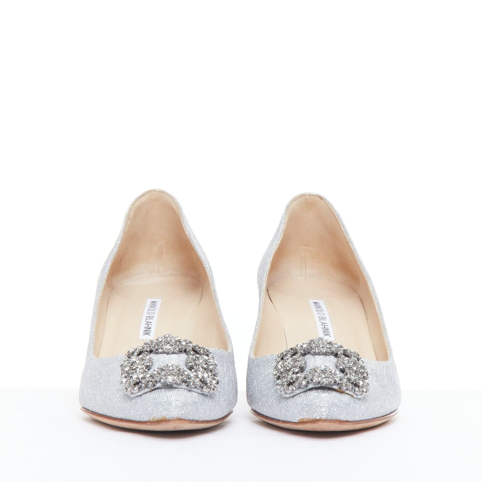 MANOLO BLAHNIK Hangisi 60 silver fabric crystal buckle pumps EU39 In Good Condition In Hong Kong, NT